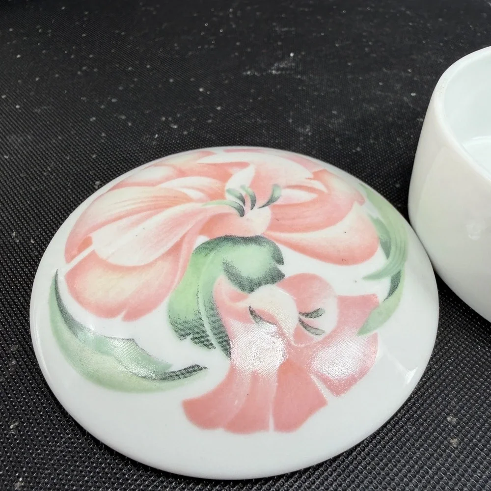 Limoges France Anais Anais Porcelain Trinket Box Pink Floral MNP‎ Vanity Jar 3in